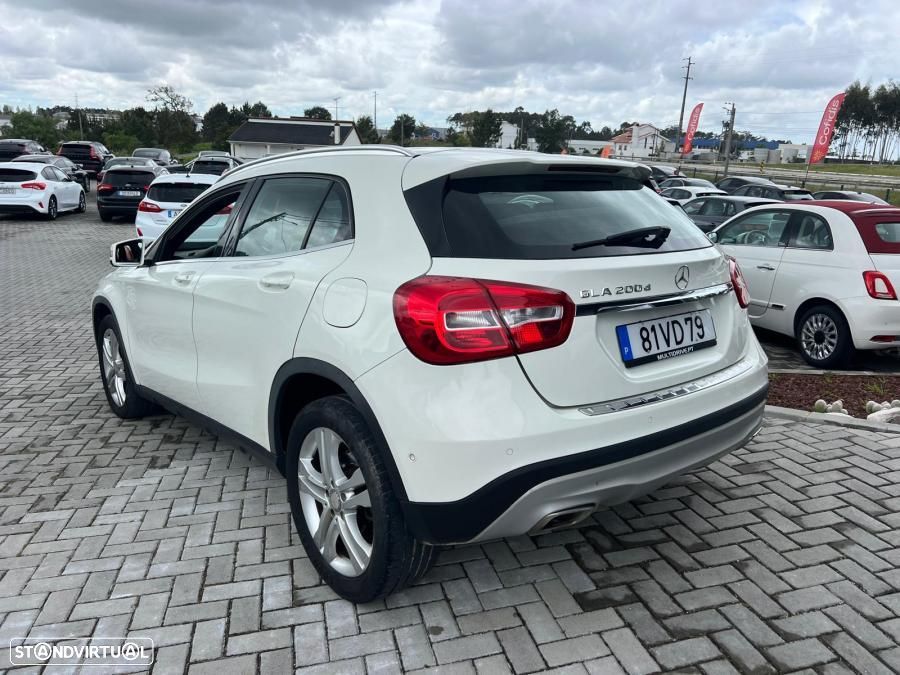 Mercedes-Benz GLA 200 d - 2