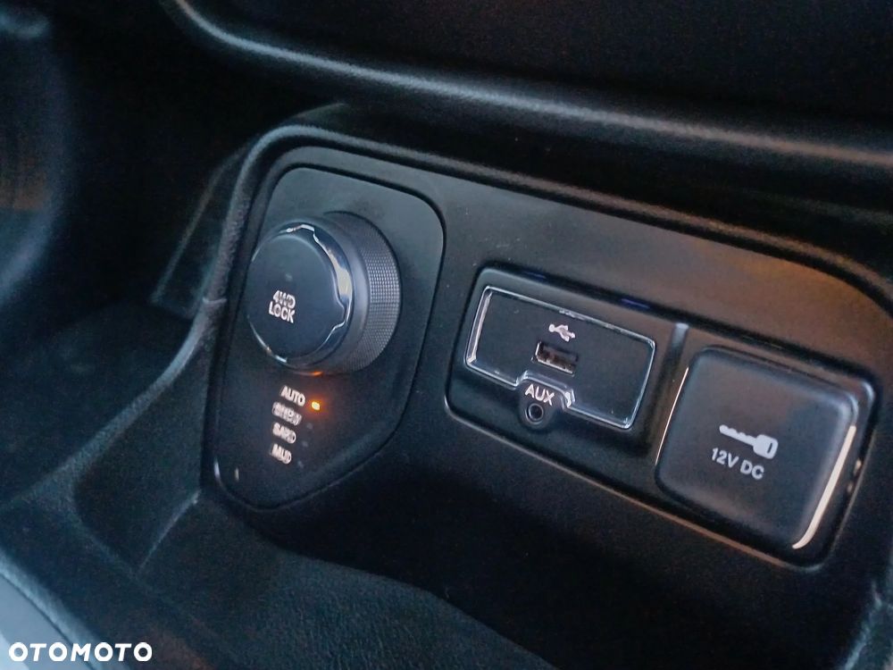Jeep Renegade 2.0 MultiJet Limited 4WD S&S - 25