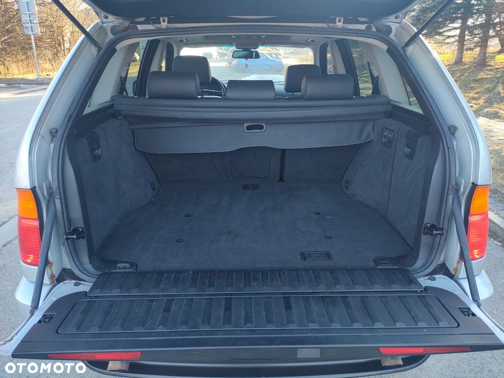 BMW X5 3.0 i - 16