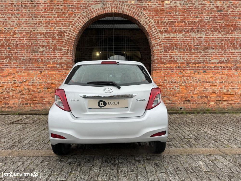 Toyota Yaris 1.0 VVT-i AC - 4