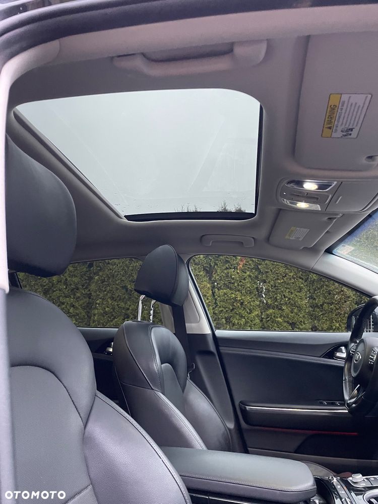 Kia Stinger 2.0 T-GDI GT Line - 24