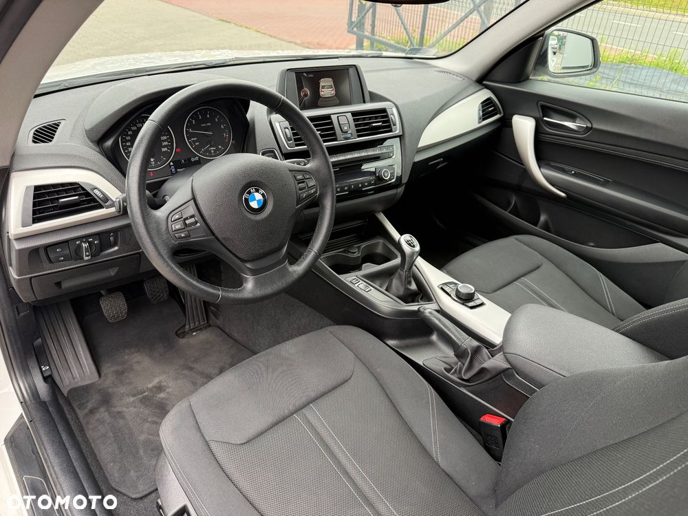 BMW Seria 1 118i Advantage - 25