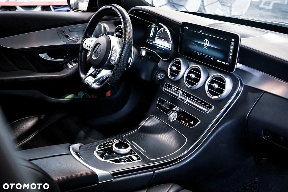 Mercedes-Benz Klasa C AMG 43 4Matic 9G-TRONIC - 12