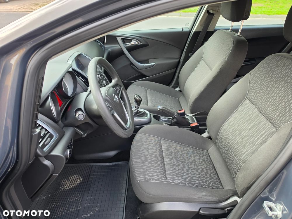 Opel Astra - 12