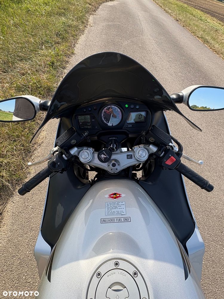 Honda CBR - 11