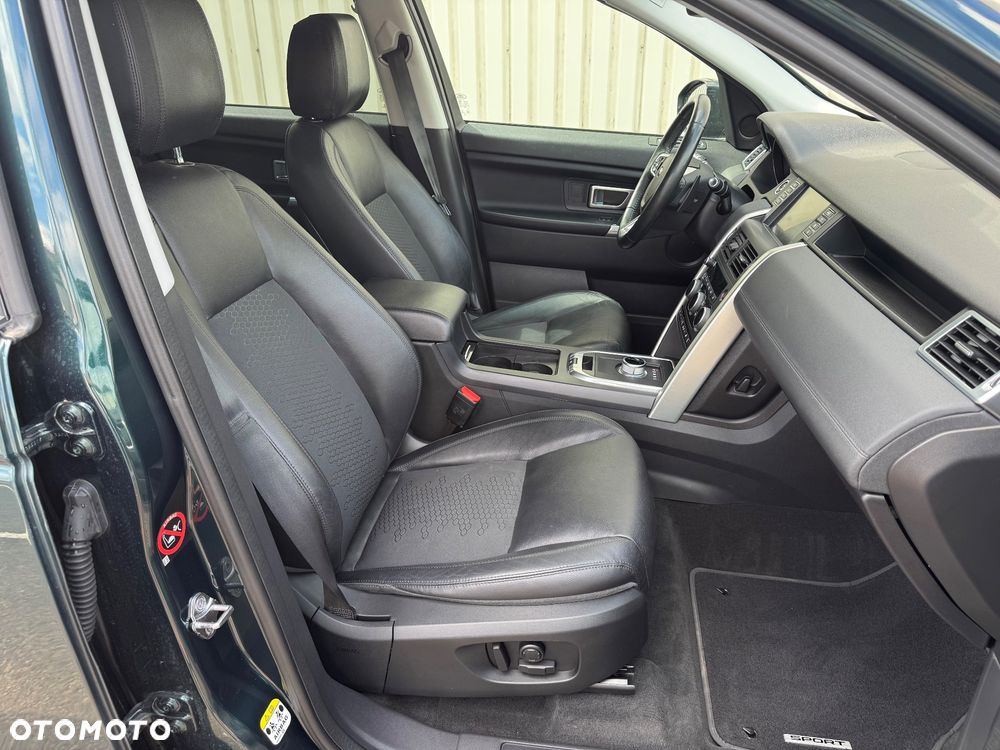 Land Rover Discovery Sport 2.0 Si4 HSE Luxury - 17