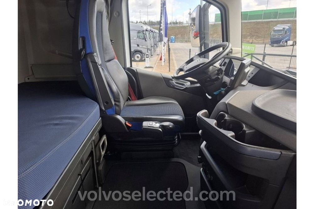 Volvo FH - 12
