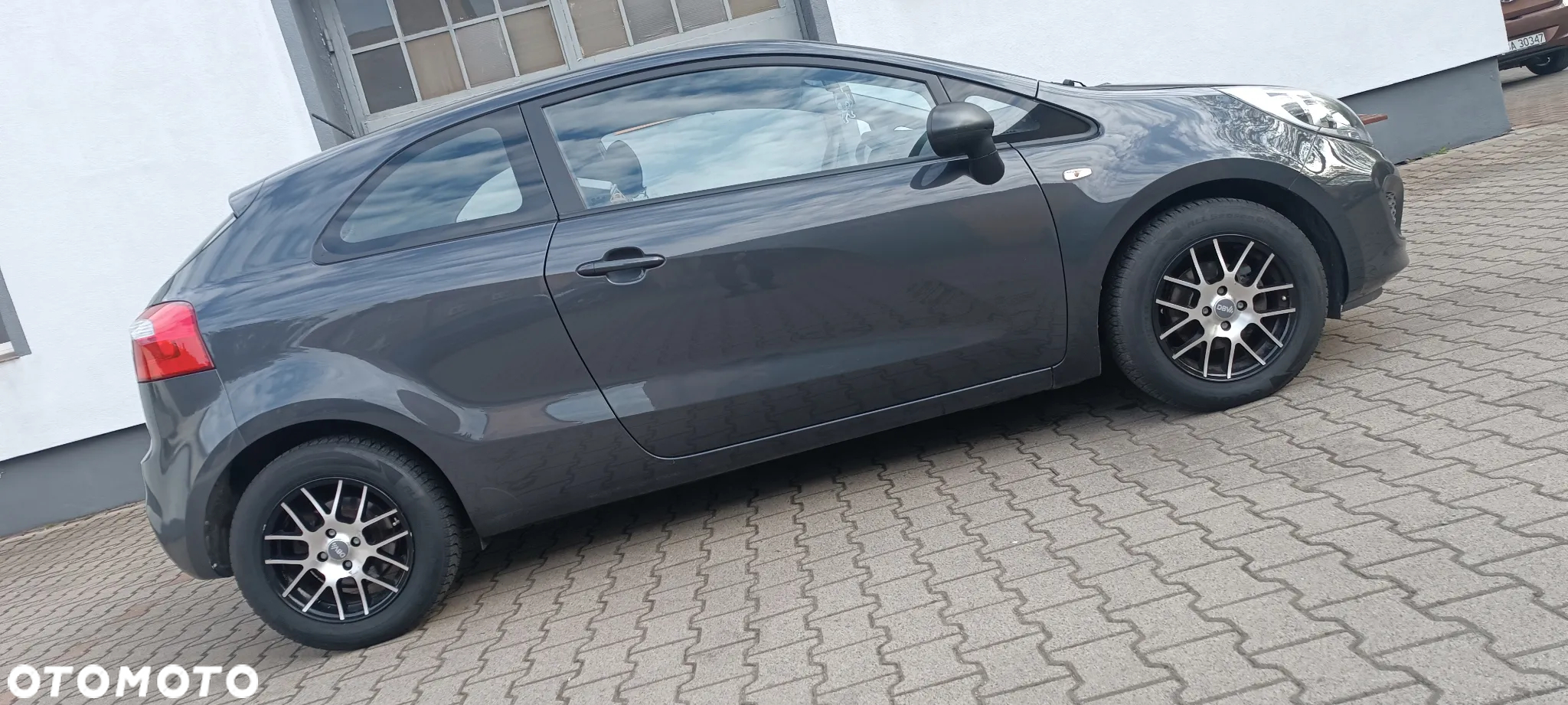 Kia Rio 1.2 Attract - 8