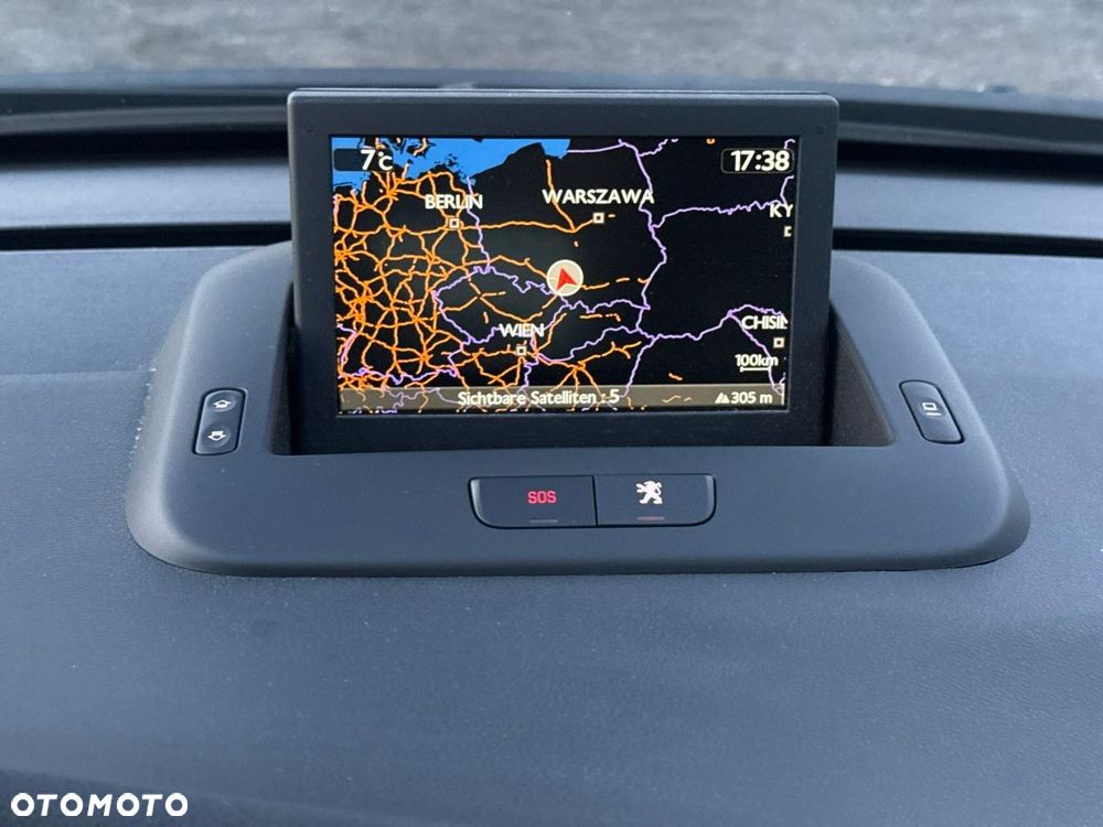 Peugeot 5008 2.0 BlueHDi Allure - 22