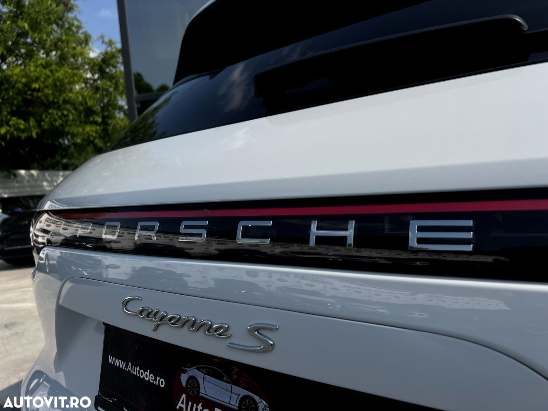 Porsche Cayenne S - 33
