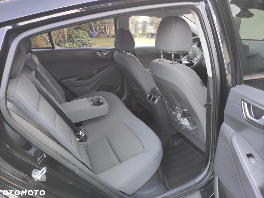 Hyundai IONIQ 1.6 GDI Premium - 13