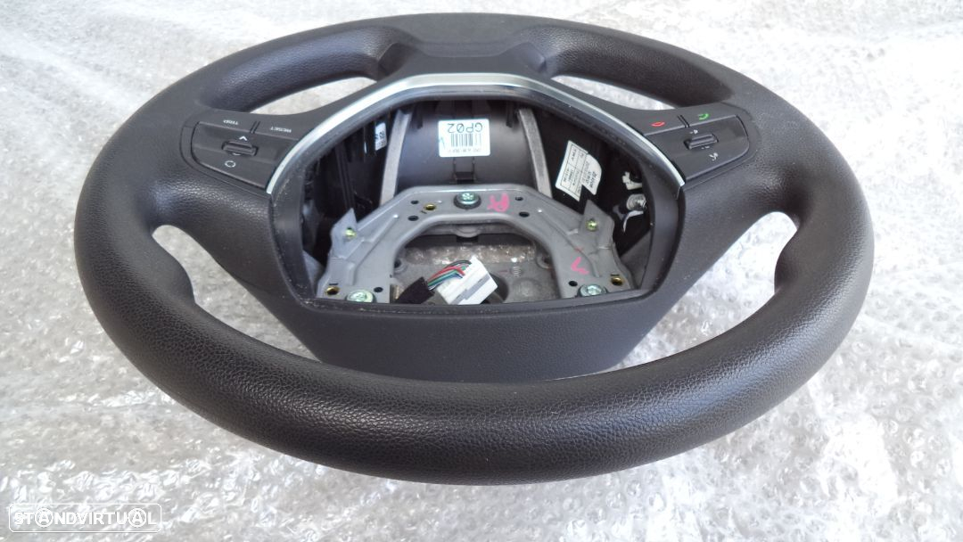 Volante  com comandos Hyundai i 20 ano 2016 muito bom estado - 4