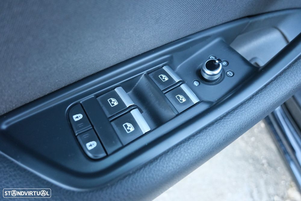 Audi A4 Avant 35 TDI Advanced S tronic - 28