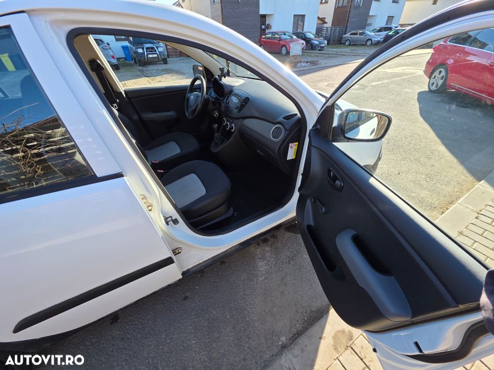 Hyundai i10 1.1 SOHC 5DR GL CLASSIC - 16