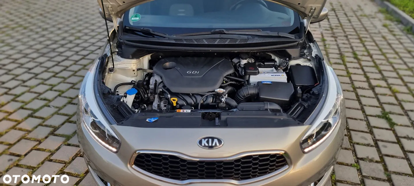 Kia Ceed Cee'd 1.6 GDI Business Line - 28