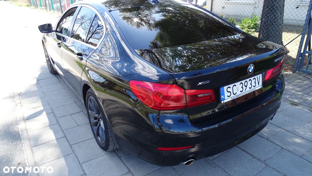 BMW Seria 5 520d xDrive Business Edition - 4