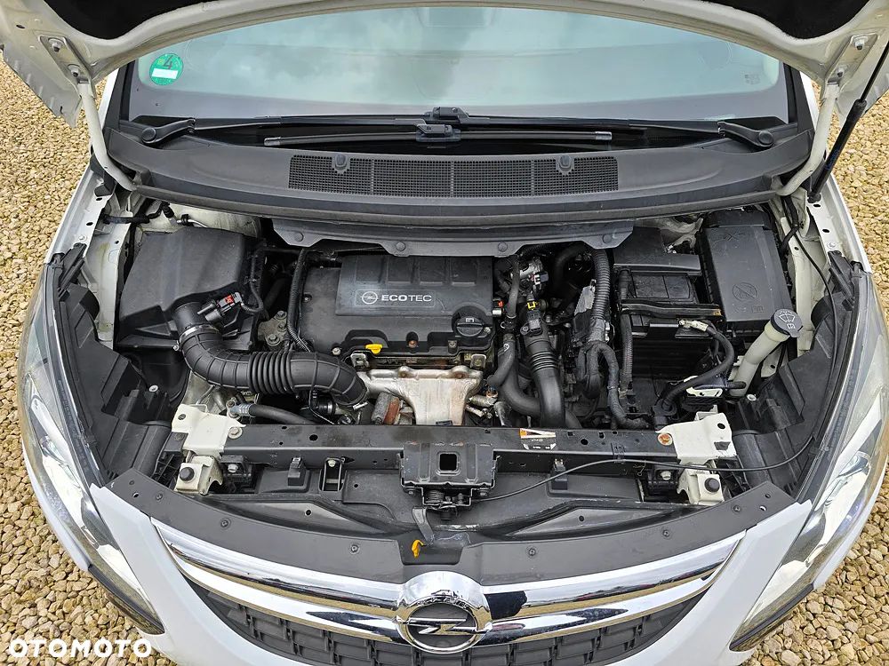 Opel Zafira 1.4 T Cosmo - 33