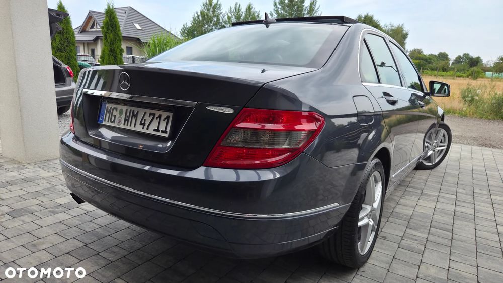 Mercedes-Benz Klasa C - 23