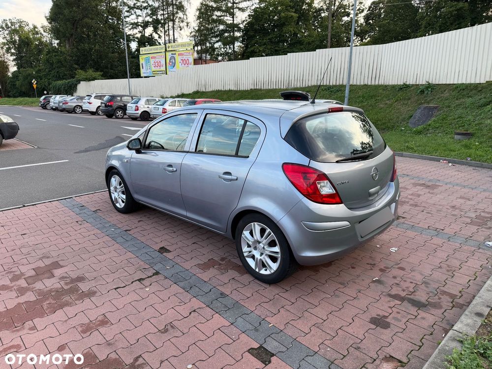 Opel Corsa 1.2 16V - 5