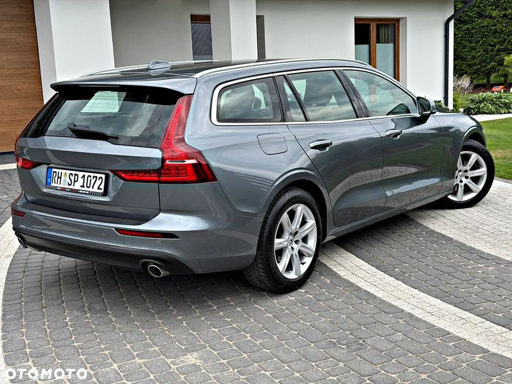 Volvo V60 D4 Drive-E Dynamic Edition (Momentum) - 10