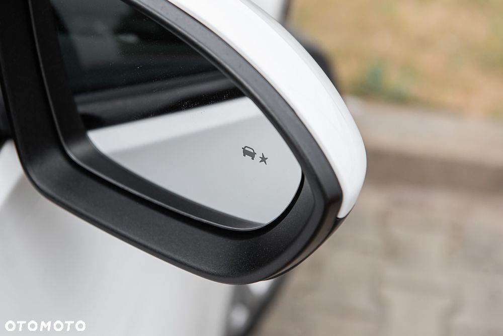 Opel Insignia - 36