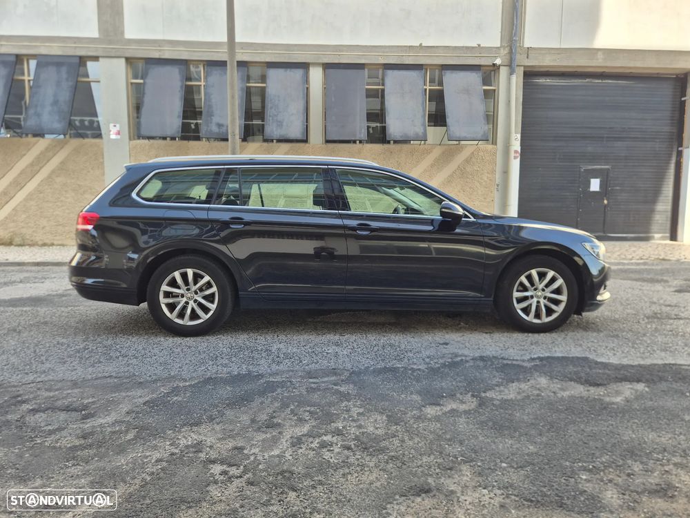 VW Passat Variant 1.6 TDI Confortline DSG - 6