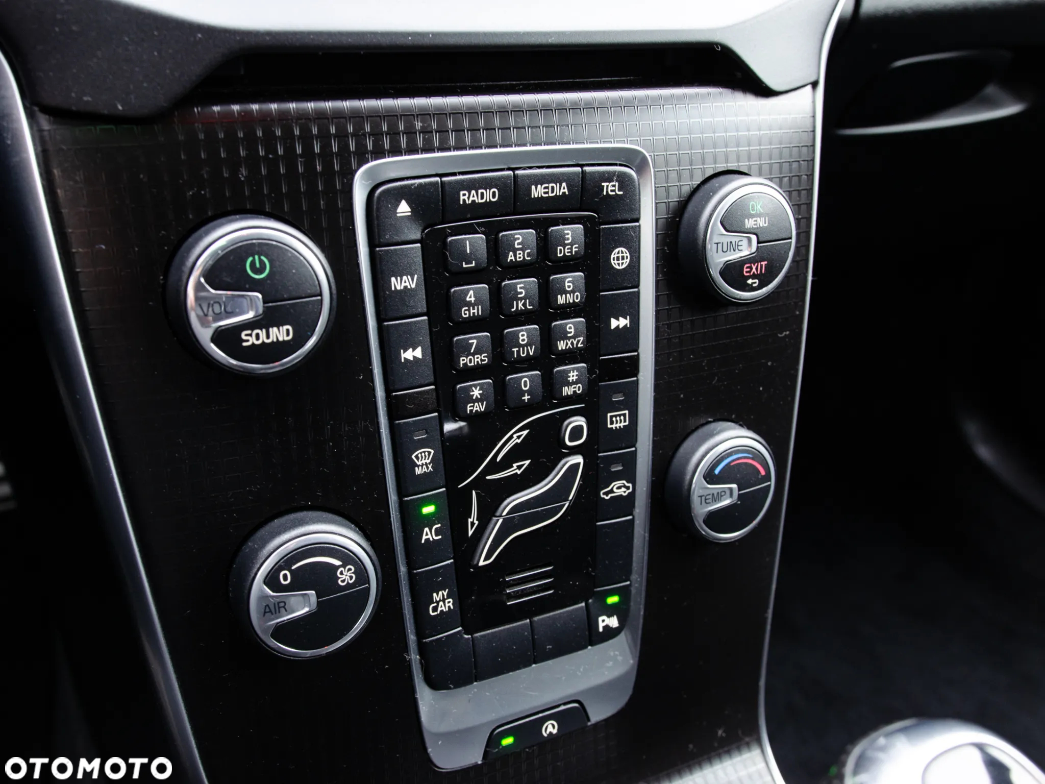 Volvo V40 D2 RDesign - 31