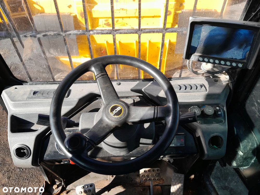 JCB 9 TON - 17