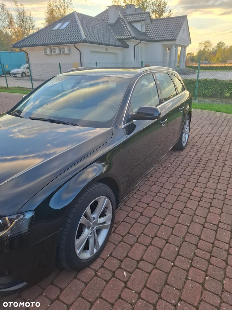Audi A4 Avant - 11