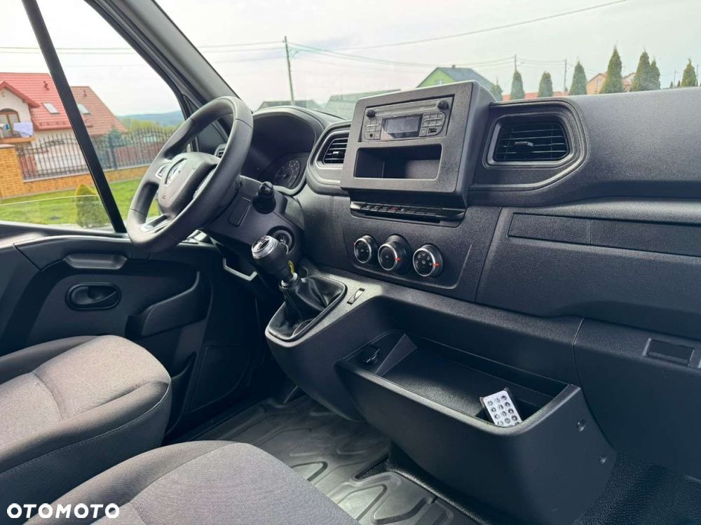 Renault Master 10 europalet  Sypialka XL - 31