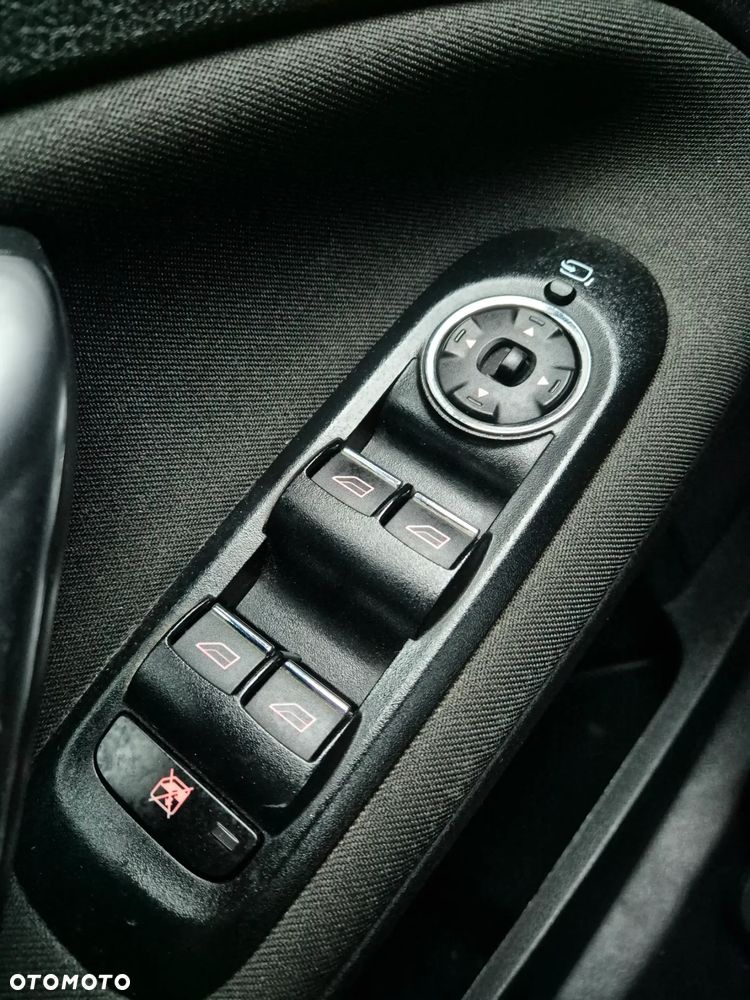 Ford Mondeo 2.0 TDCi Viva Trend - 17