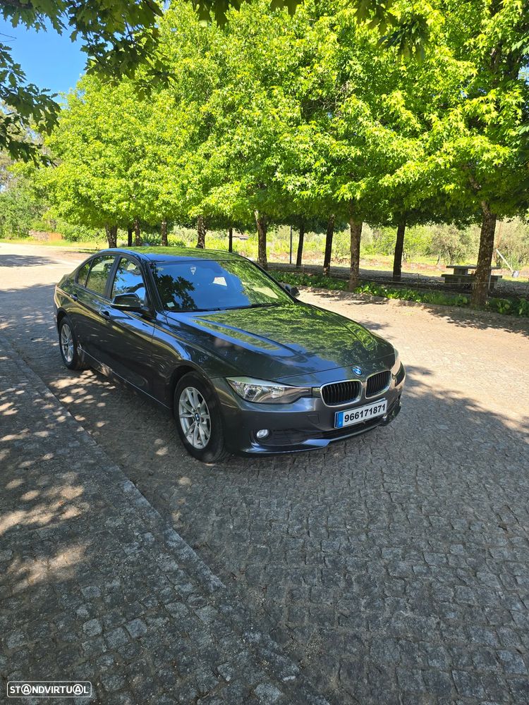 BMW 316 d Sport Line - 1