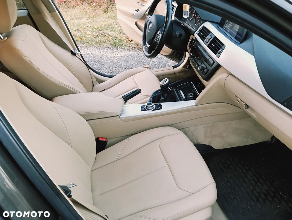 BMW Seria 3 - 17