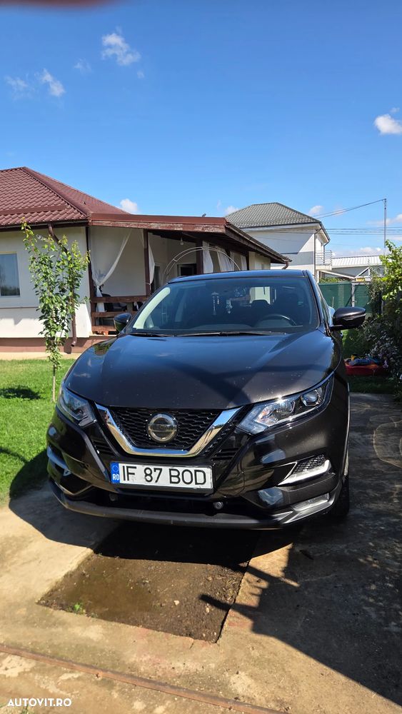 Nissan Qashqai - 1