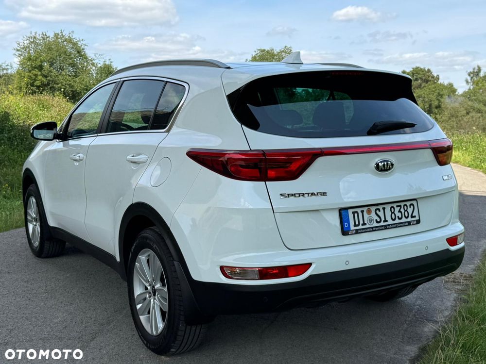 Kia Sportage 1.6 GDI 2WD DREAM-TEAM EDITION - 3