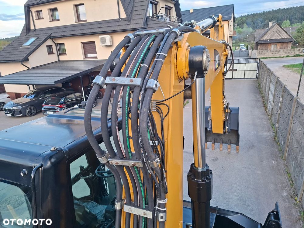 Caterpillar CAT M 322 D - 19
