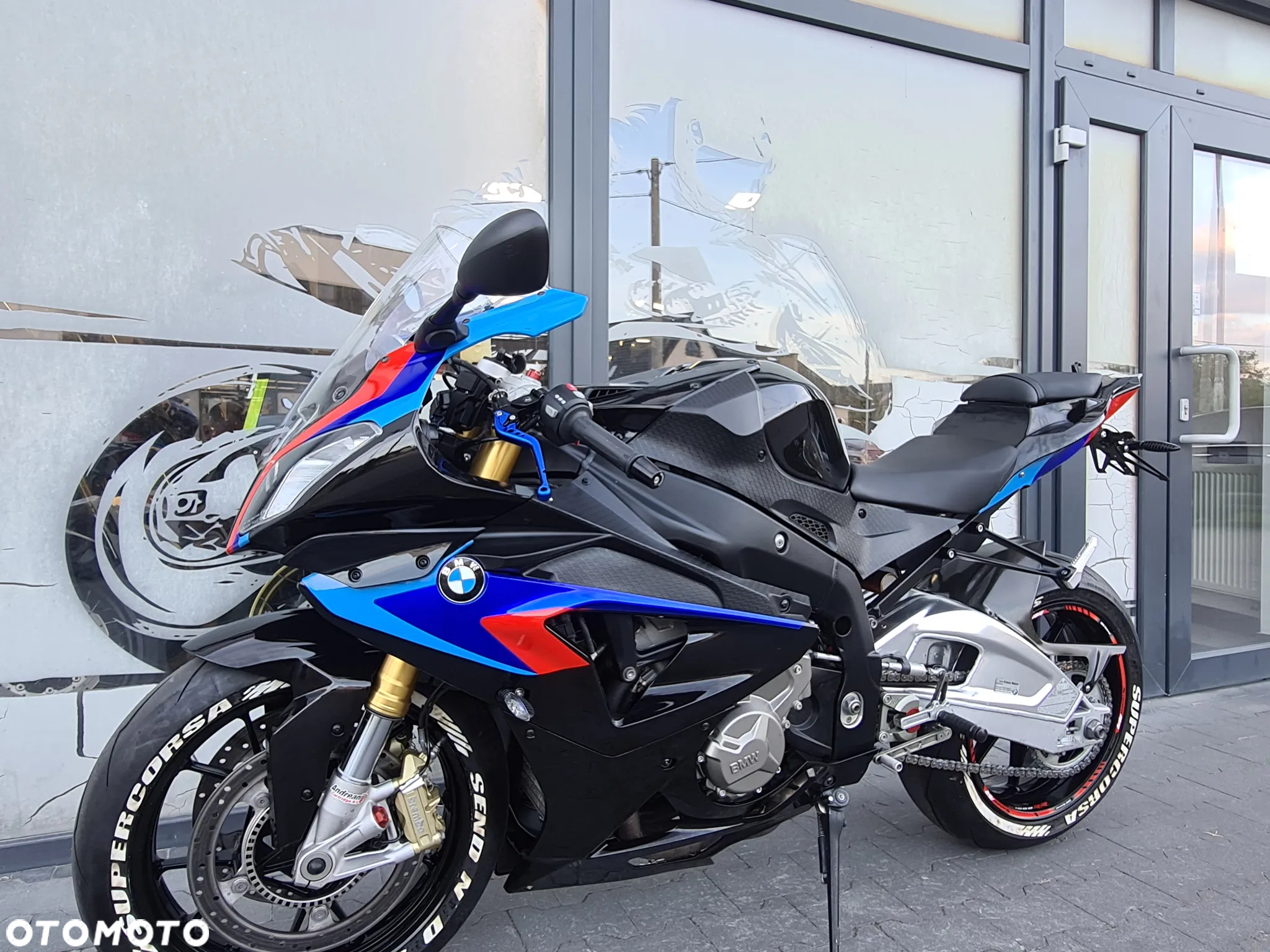 BMW S - 2