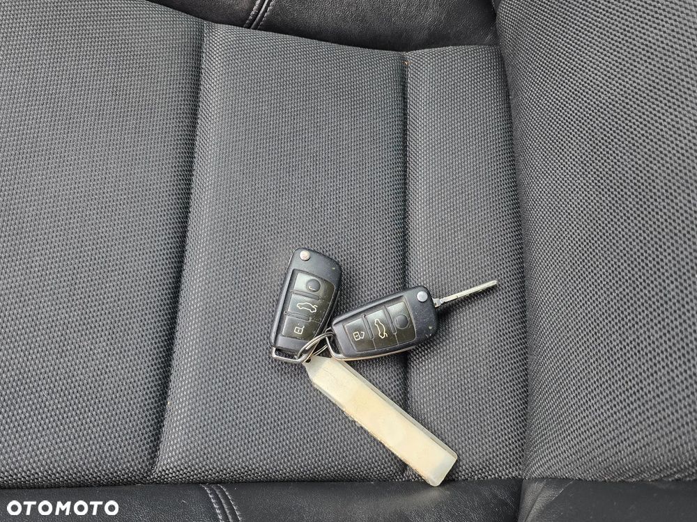Audi A4 Avant 2.0 TDI - 34