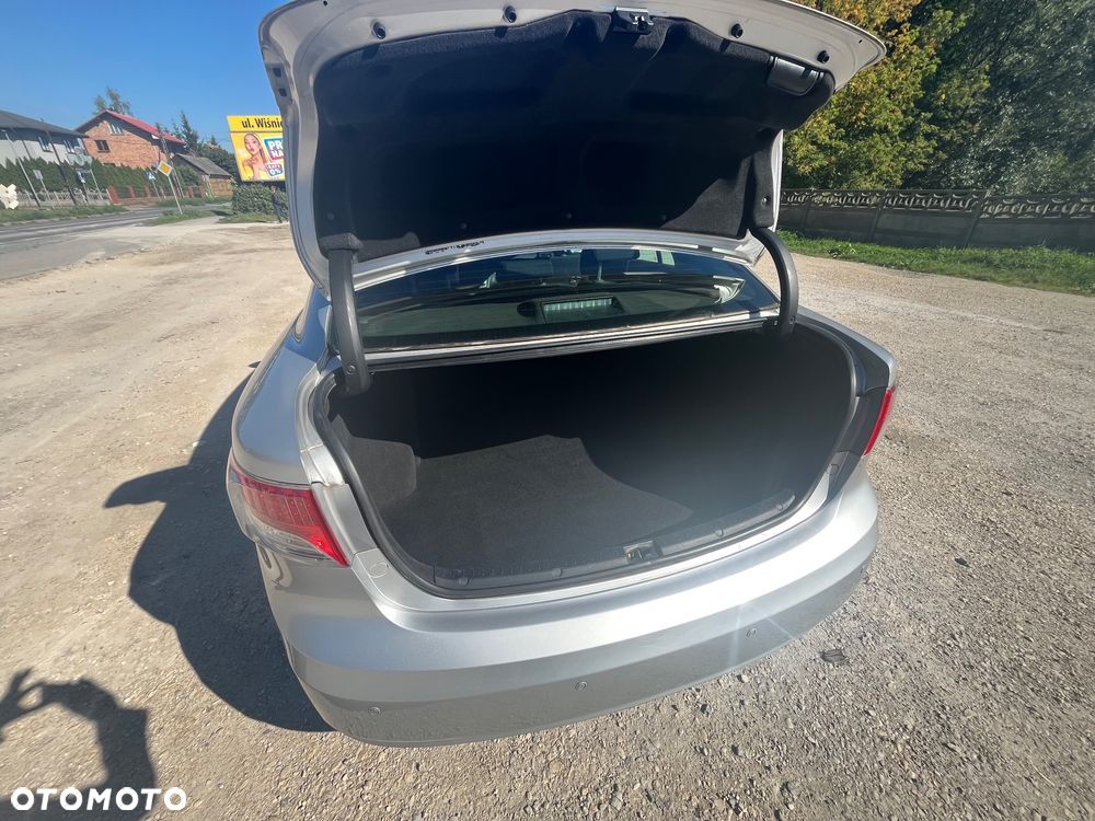 Toyota Avensis 1.8 Luna EU5 - 7