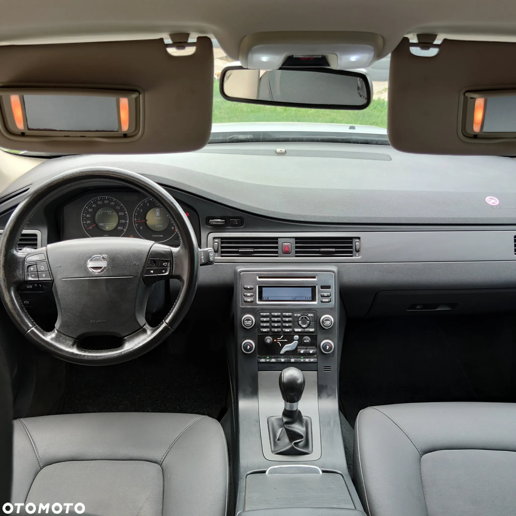 Volvo V70 2.0 Momentum - 19