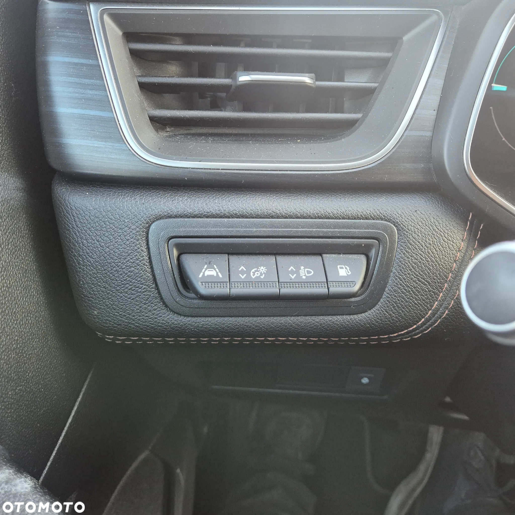 Renault Captur E-TECH PLUG-in 160 INITIALE PARIS - 35