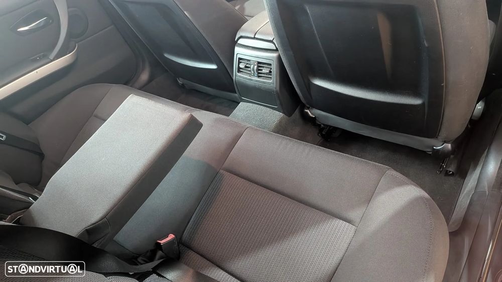 BMW 318 d DPF Touring Edition Exclusive - 7