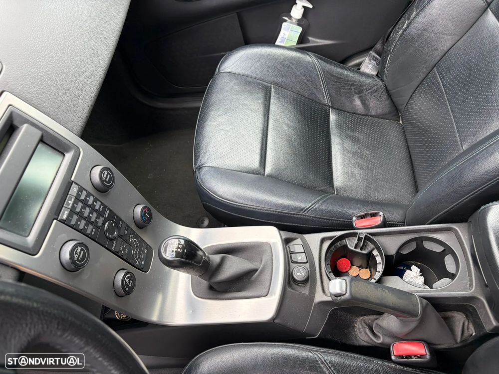 Volvo S40 2.0 D Nível 1 - 12