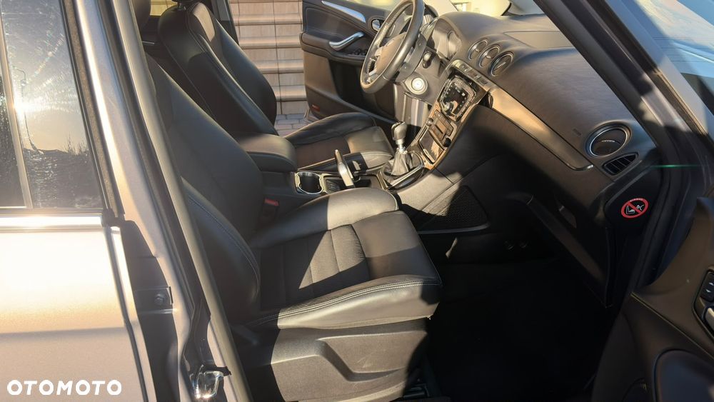 Ford Galaxy 2.0 TDCi Titanium - 30