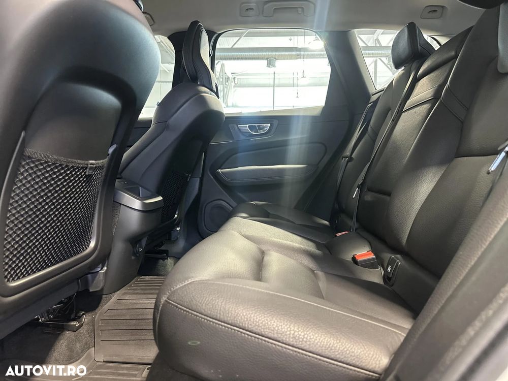 Volvo XC 60 - 12
