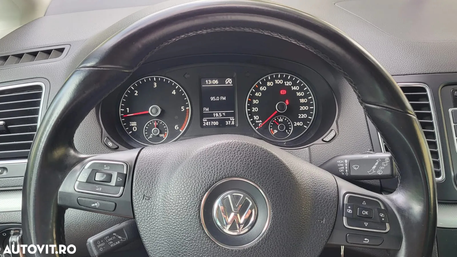 Volkswagen Sharan - 9