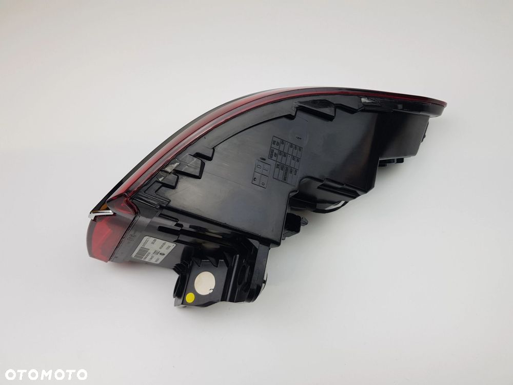Lampa tylna Lewy Tył Audi A8 S8 D5 4N0945069A - 4
