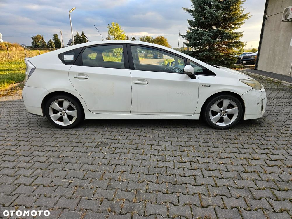 Toyota Prius 1.8 Hybrid Premium - 15