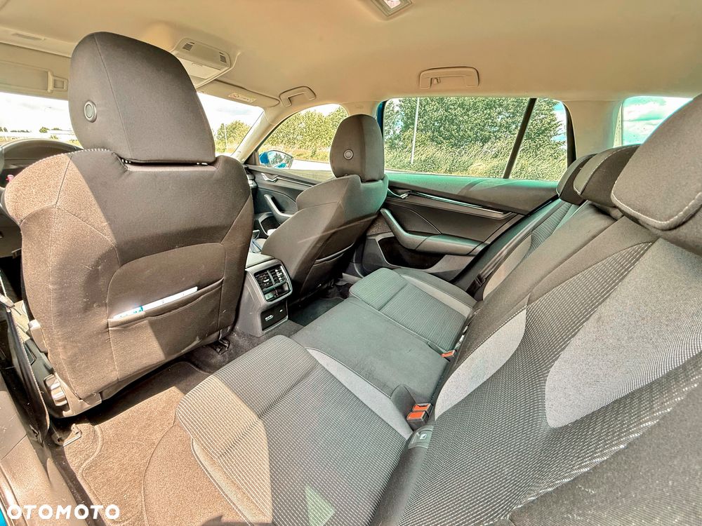 Skoda Octavia 2.0 TDI Active - 6