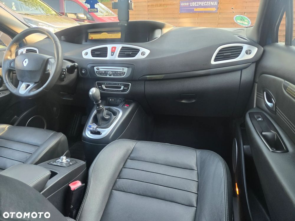 Renault Scenic dCi 130 FAP Bose Edition - 22